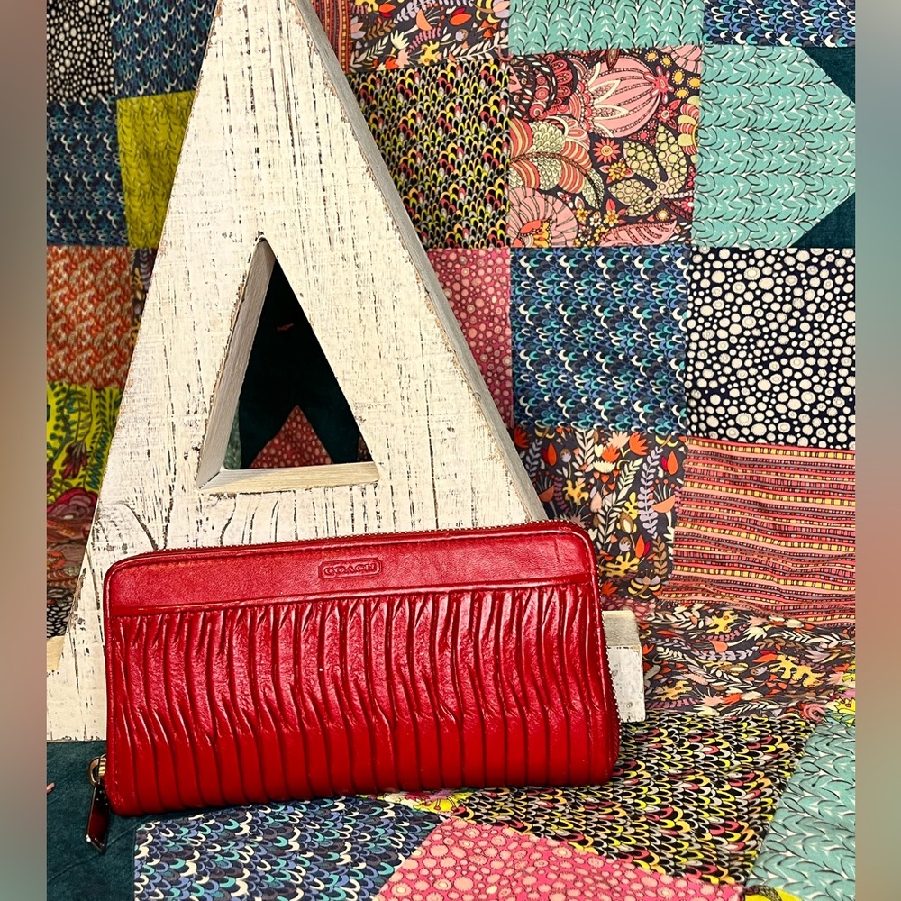 COACH Red Leather Wallet. Gently Use